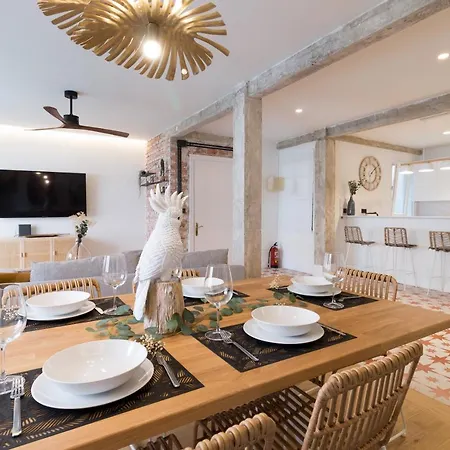 Apartamento Amplio Y Moderno Con Tarima Refrescante By Staynnapartments Bilbau