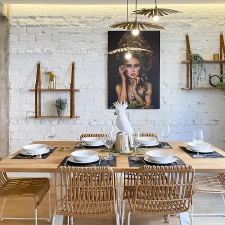 Amplio Y Moderno Con Tarima Refrescante By Staynnapartments Apartamento Bilbao