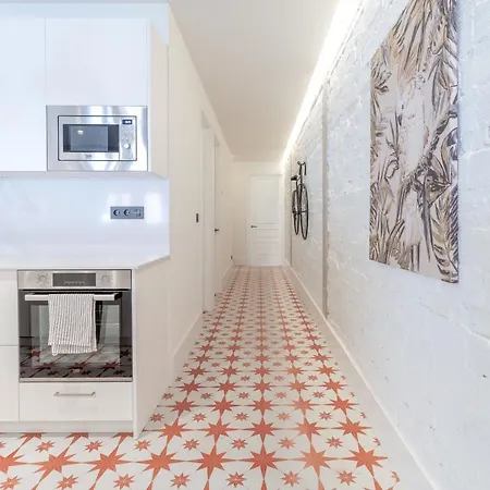 Apartamento Amplio Y Moderno Con Tarima Refrescante By Staynnapartments Bilbao