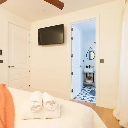 Apartment Amplio Y Moderno Con Tarima Refrescante By Staynnapartments *